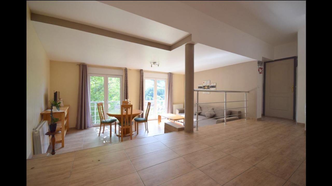 Moderne Proche De Kaysersberg Av Jacuzzi Prive Holiday home
